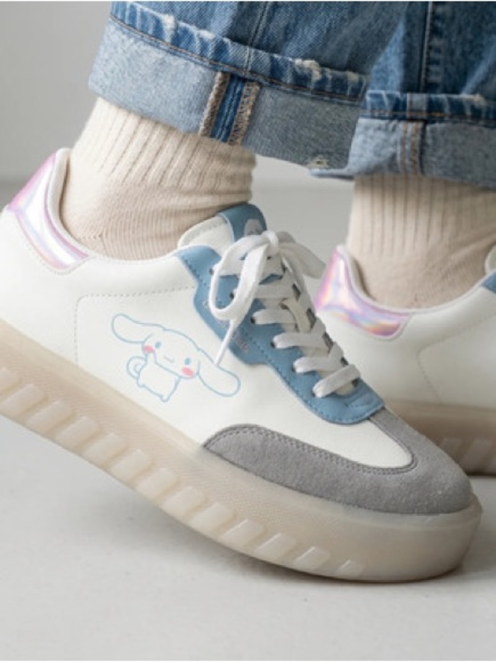 Sanrio Cinnamoroll Platform Sneakers size US 6